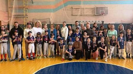 12 апреля на стадионе 