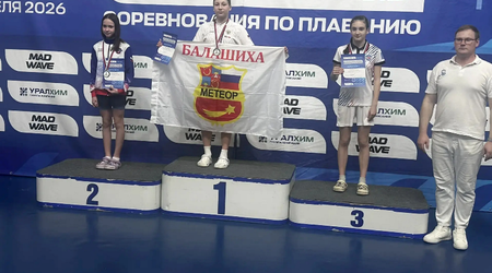 Спортсмены отделения плавания СШОР 