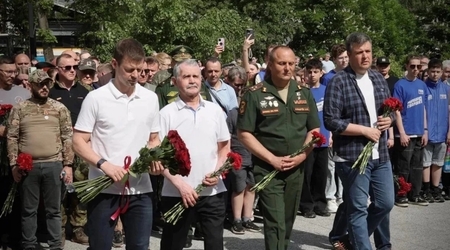 В выходные сотрудники СШОР 