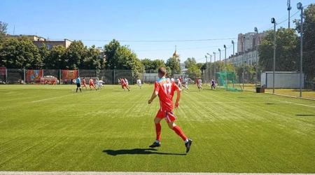 Молодежная футбольная команда 
